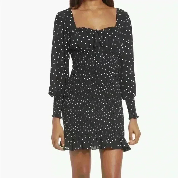 Forever 21 Women’s Polka Dot Smocked Long Sleeve Minidress Size Small - Picture 3 of 9
